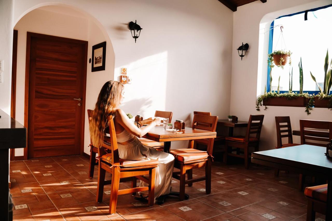 Hotel Cucuve Puerto Ayora  Eksteriør bilde